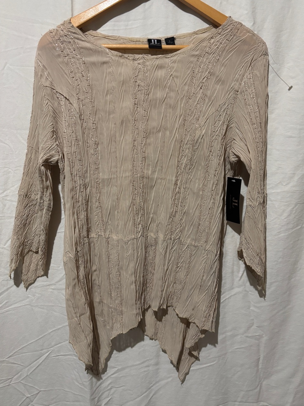 BNWT Jennifer Lloyd flowly long sleeve top